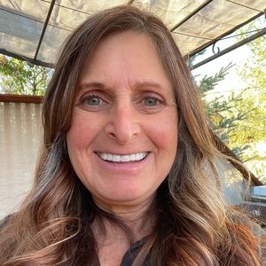 Meet your Posher, Posh